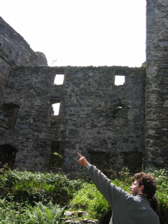 Tioram Castle - Court Yard